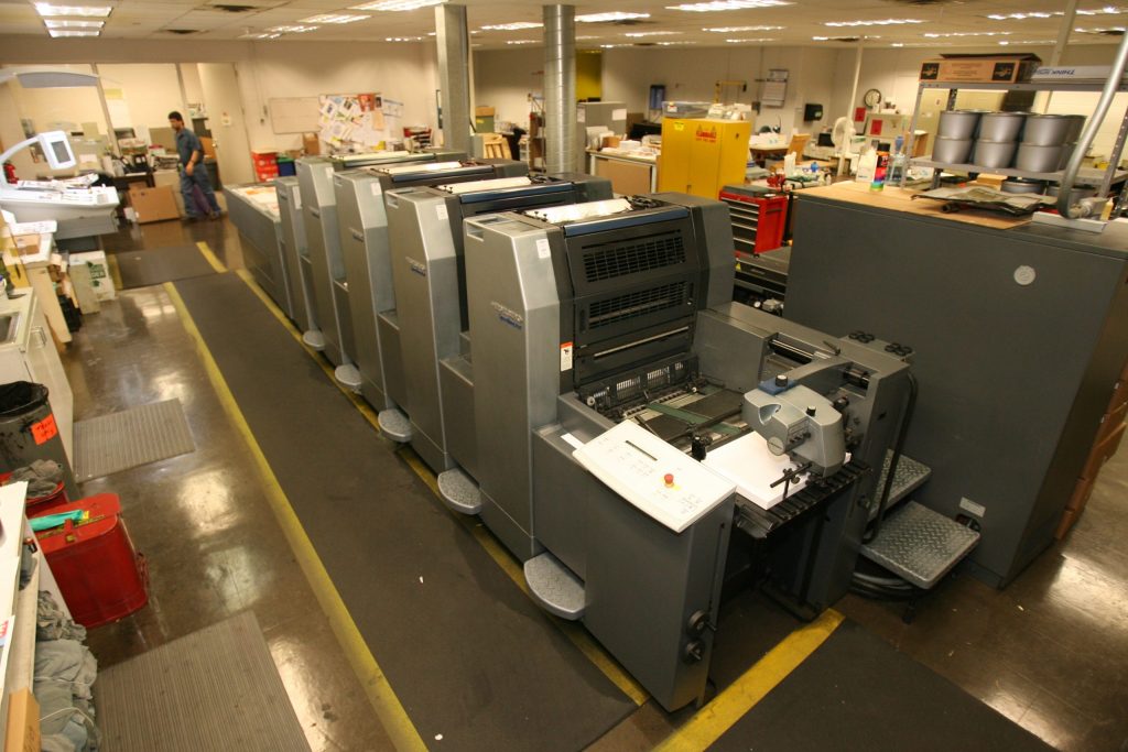 Nên chọn một công ty in ấn nhiều lĩnh vực