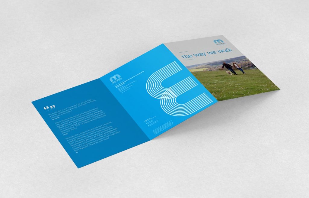 In Brochure A4 gấp 3